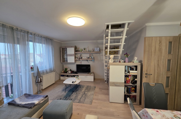 Belvárosi elegancia és kényelem - Kétszintes álomotthon Kecskemét legkedveltebb részén