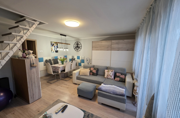 Belvárosi elegancia és kényelem - Kétszintes álomotthon Kecskemét legkedveltebb részén